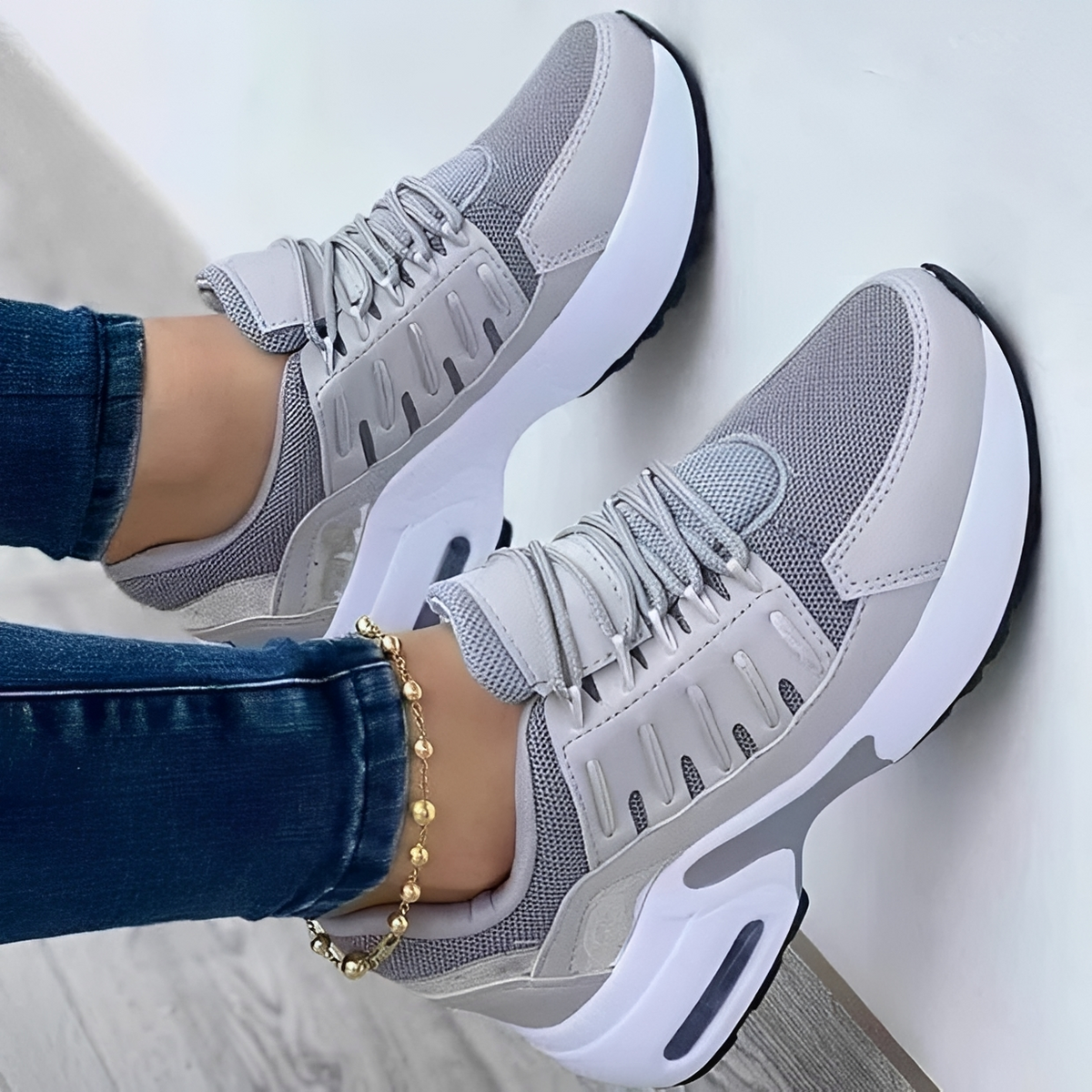 Petralelle | Zapatillas modernas cómodas con diseño estilizado