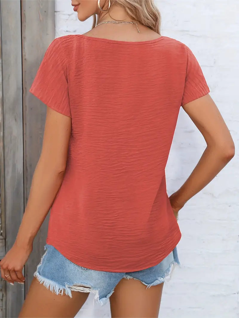 Shira | Top De Manga Corta Con Cuello en V Y Botonadura Frontal