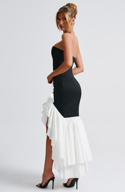 Vasileia | Vestido Maxi Palabra De Honor Con Volantes