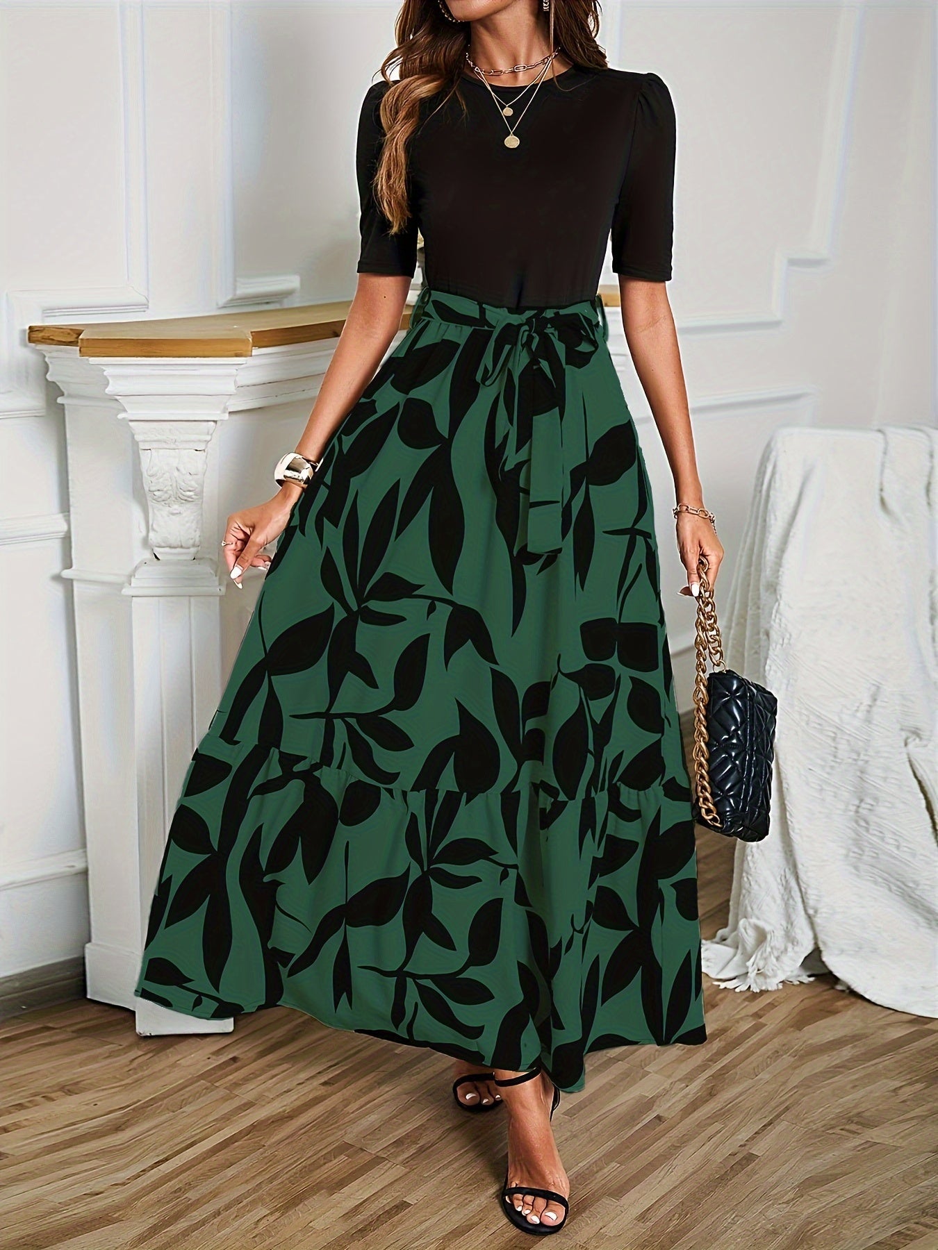 Nuray | Vestido Maxi Floral de Manga Corta