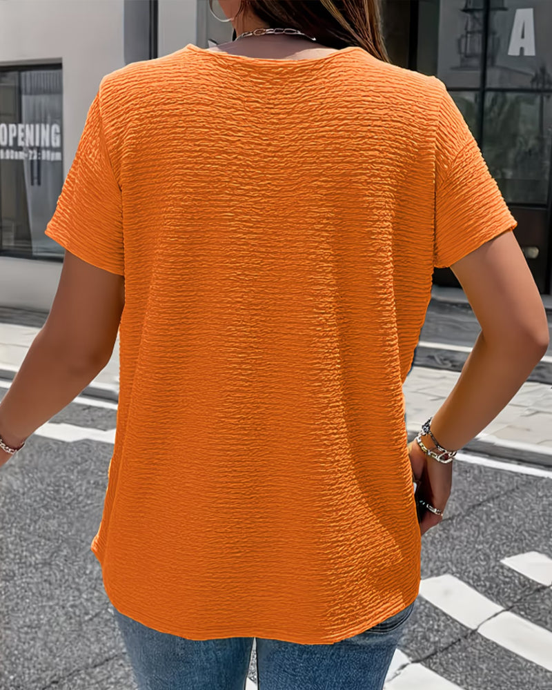Gergina - Camiseta Con Textura y Cuello Con Detalle De Botones