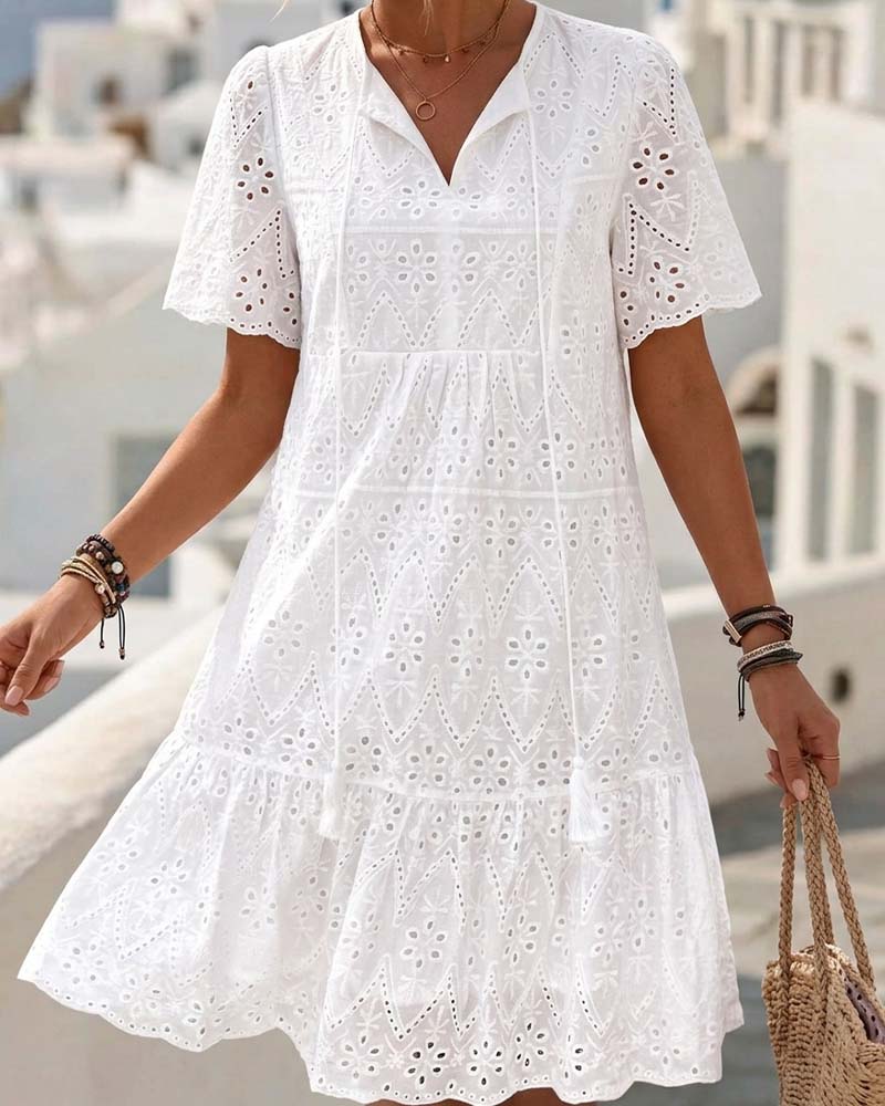 Aphinya | Vestido MIDI Con Cuello en V Y Bordado De Ojales