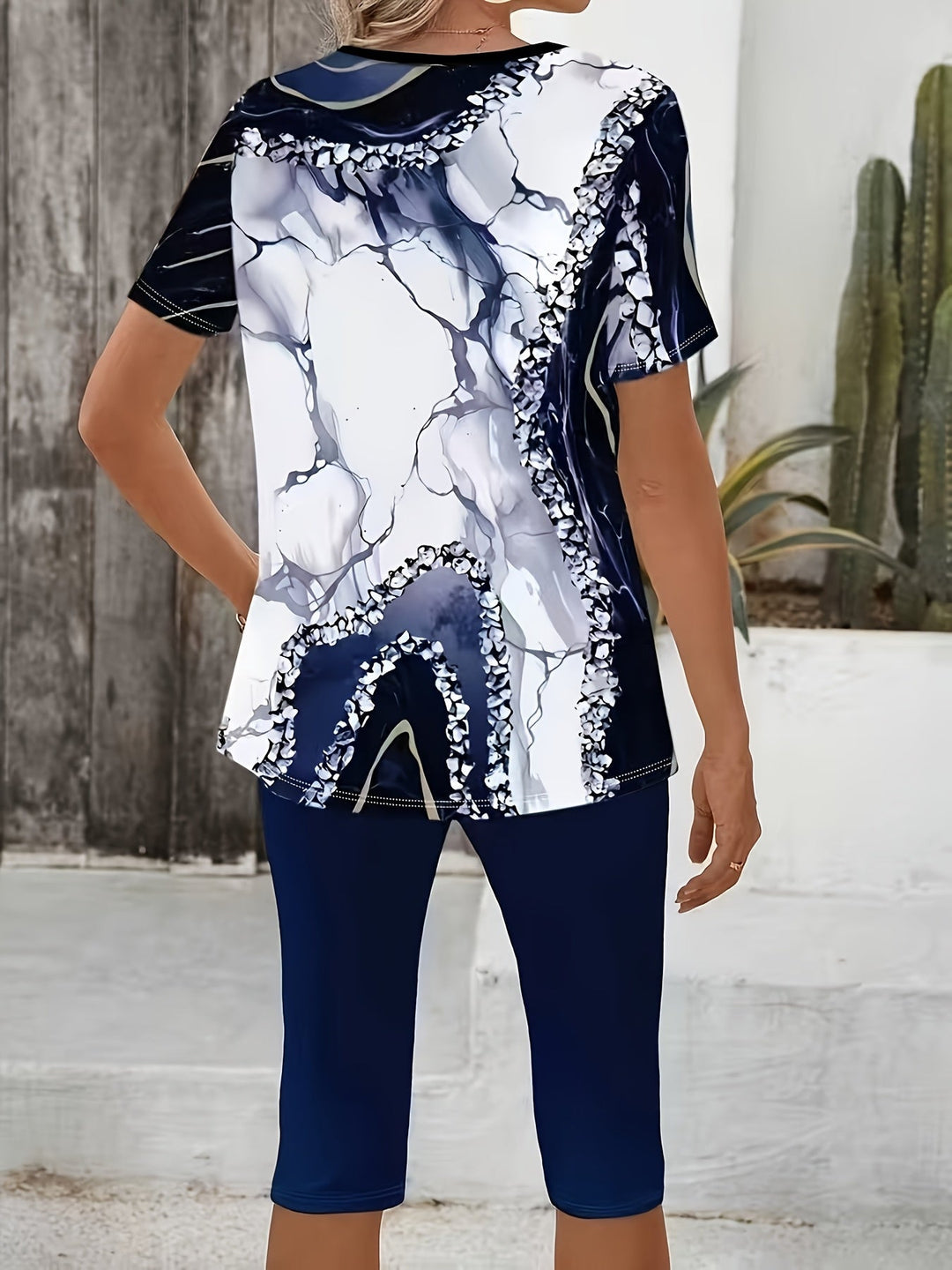 Merena | Conjunto De Dos Piezas: Top Estampado Y Pantalón Capri