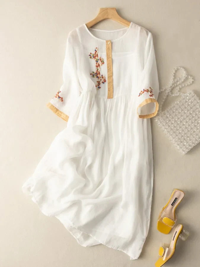 Ruth - Vestido midi Bordado Con Cuello Redondo Blanco