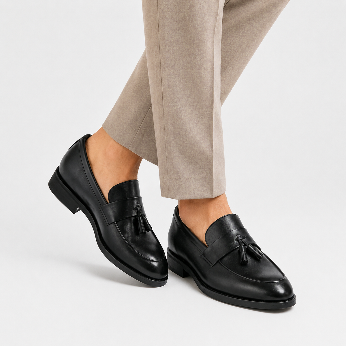 Leonides | Mocasines con Borlas y Tacones Bajos