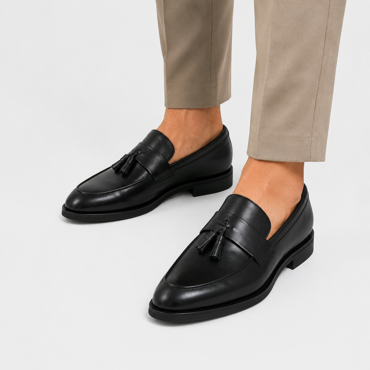 Leonides | Mocasines con Borlas y Tacones Bajos