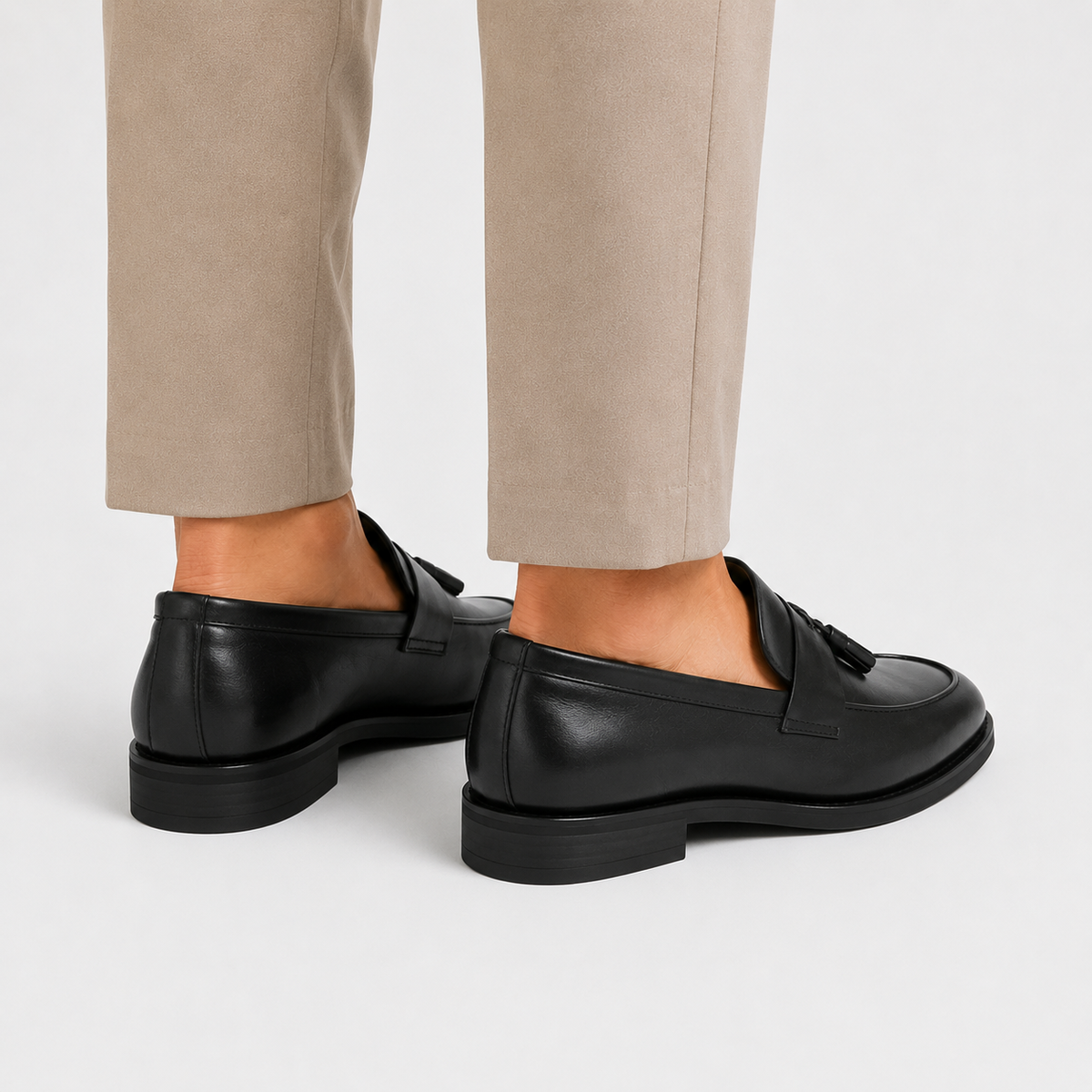 Leonides | Mocasines con Borlas y Tacones Bajos