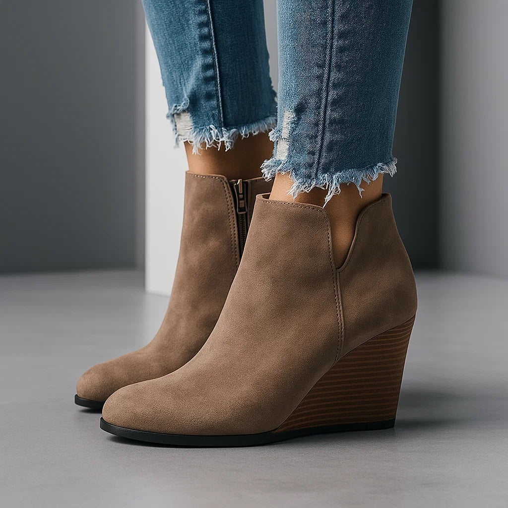 Christi | Botines con Tacones de Cuña y Cremalleras