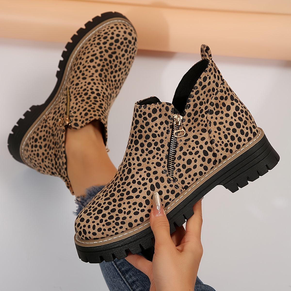 Aileen | Botines con Cremallera Lateral y Suela Gruesa