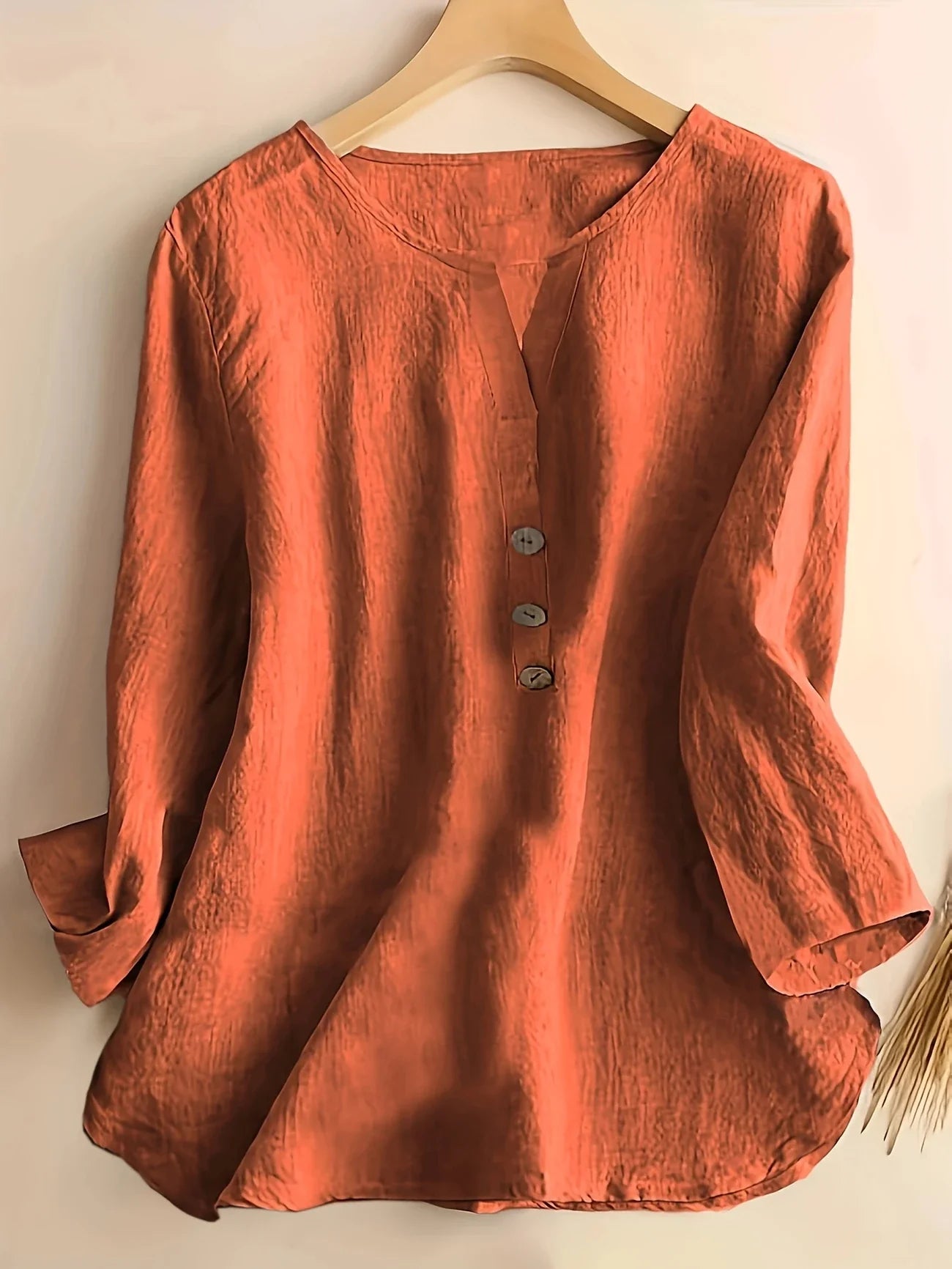 Mykaela | Blusa Informal Con Cuello Abierto y Tacto de Algodón