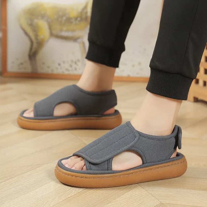 Karena | Sandalias Ajustables Con Velcro y Puntera Abierta
