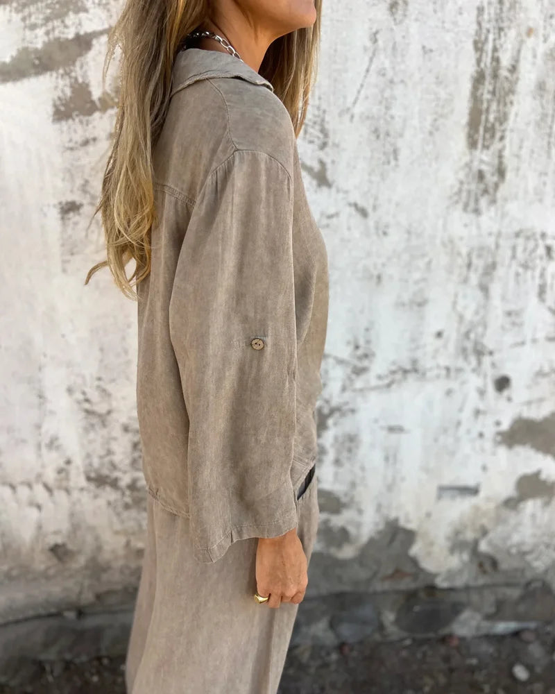 Bogna | Conjunto de Dos Piezas Camisa Con Lazo Delantero y Pantalones de Pierna Ancha