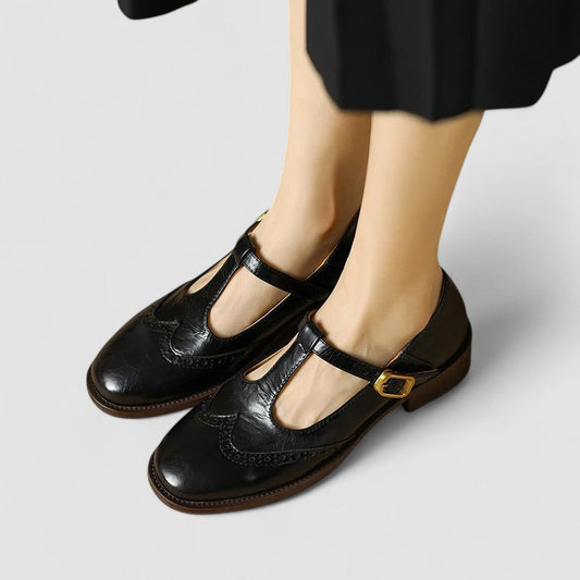 Azime | Zapatos Mary Jane con Detalle Brogue