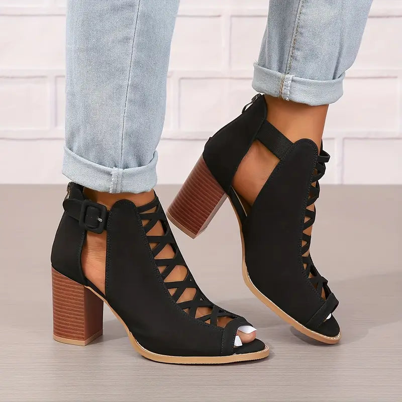 Ruzilya | Sandalias con cordones, punta abierta y tacón grueso