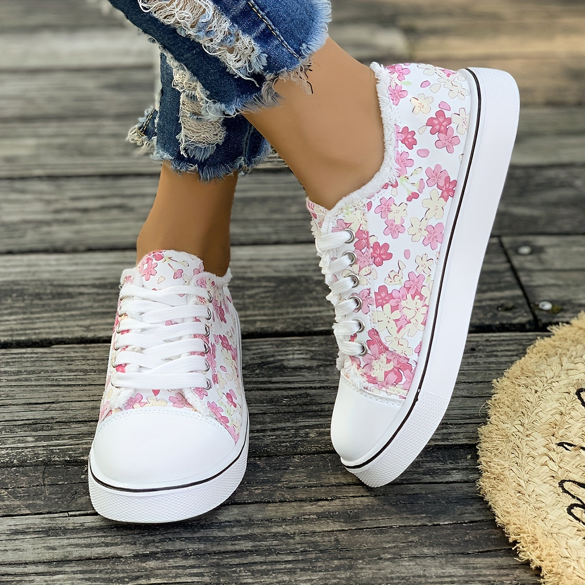 Bristy | Zapatillas Con Estampado Floral y Cierre de Cordones