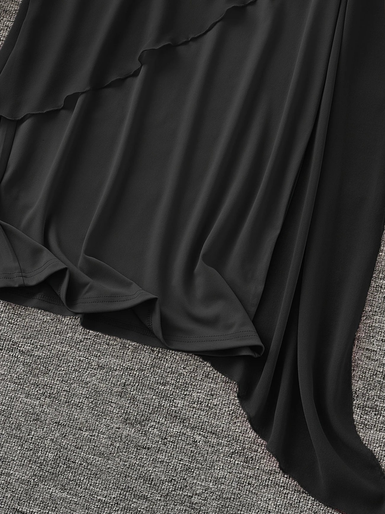 Maren | Vestido Midi Sin Mangas Con Capa