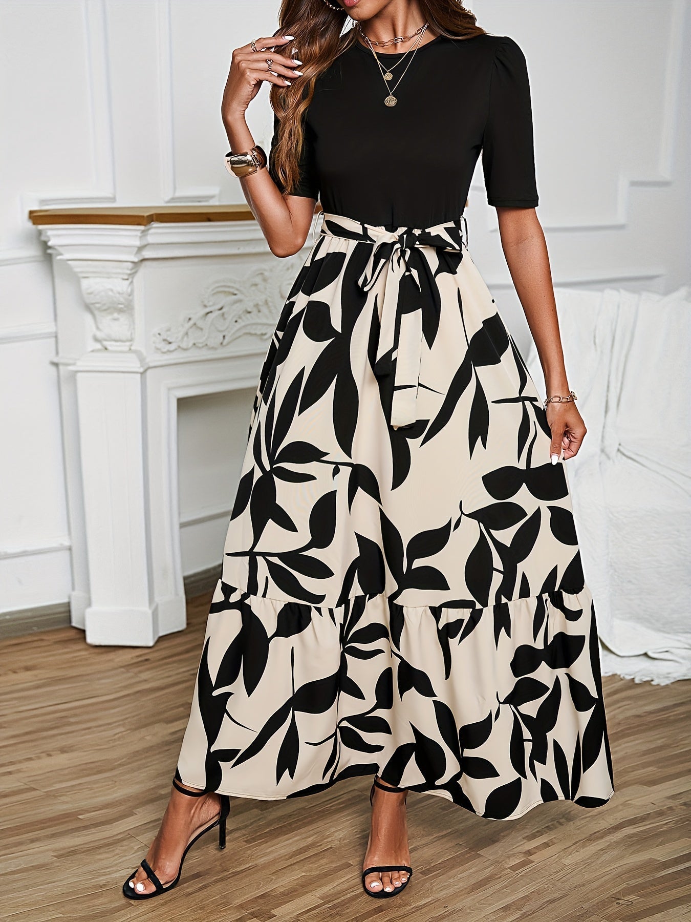 Nuray | Vestido Maxi Floral de Manga Corta