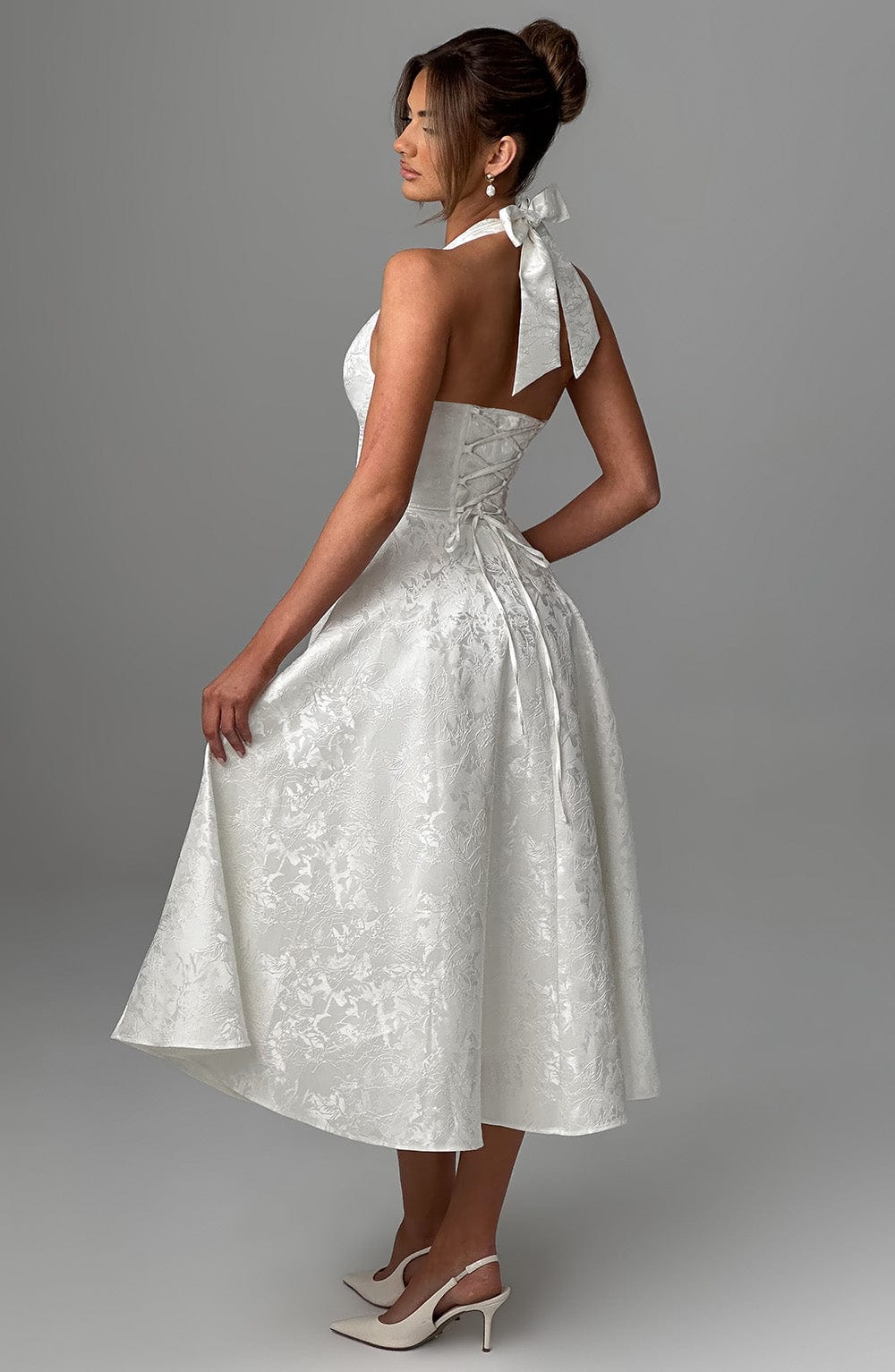 Myra | Vestido Midi Blanco Con Cuello Halter Jacquard