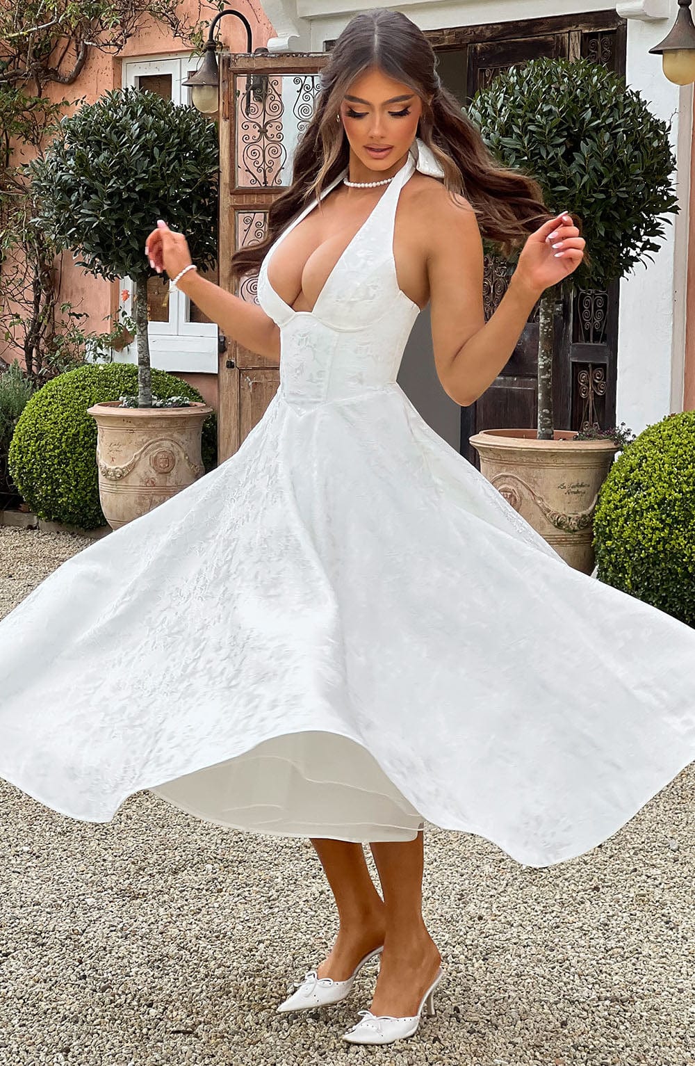 Myra | Vestido Midi Blanco Con Cuello Halter Jacquard