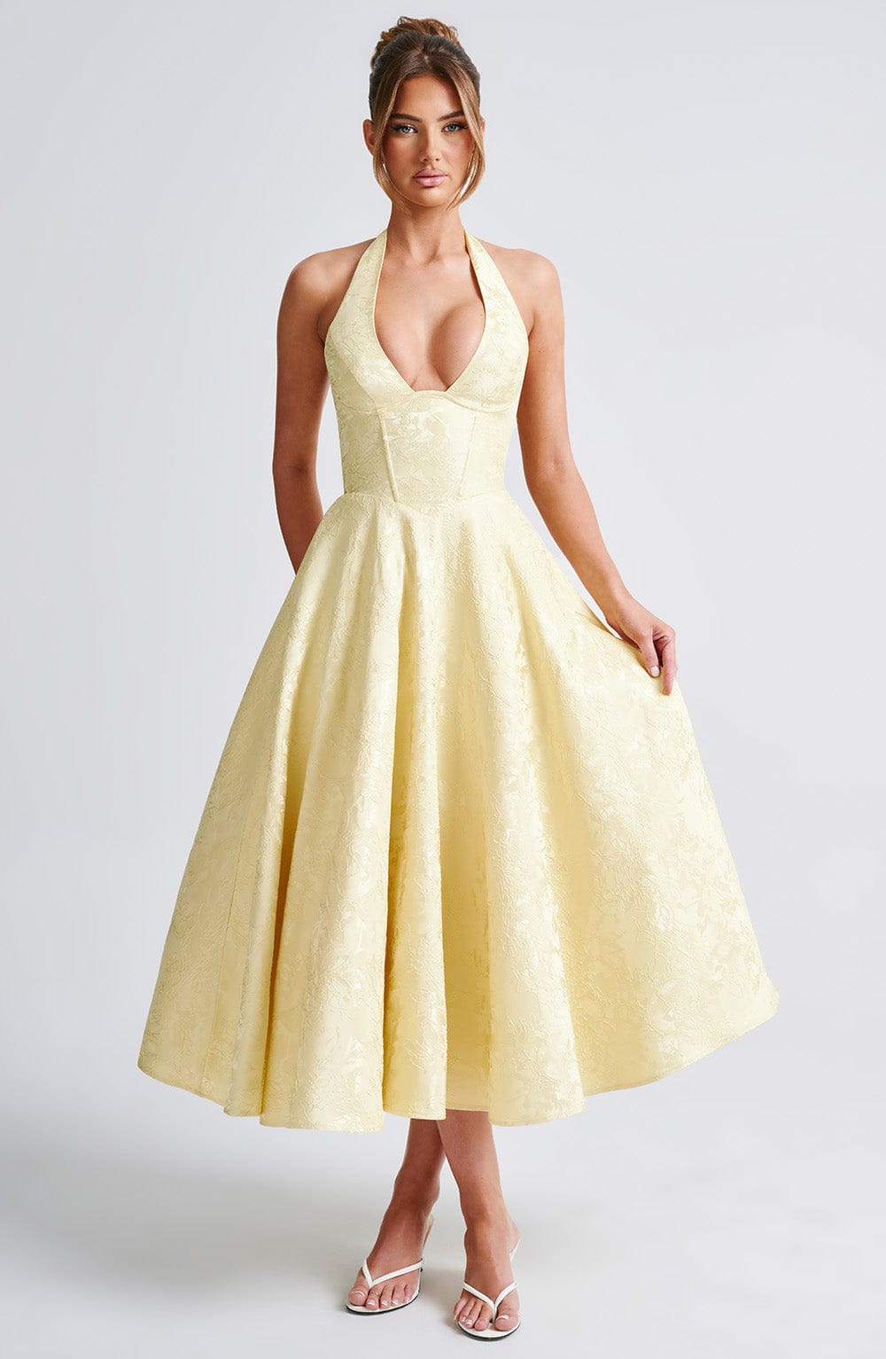Myra | Vestido Midi Blanco Con Cuello Halter Jacquard