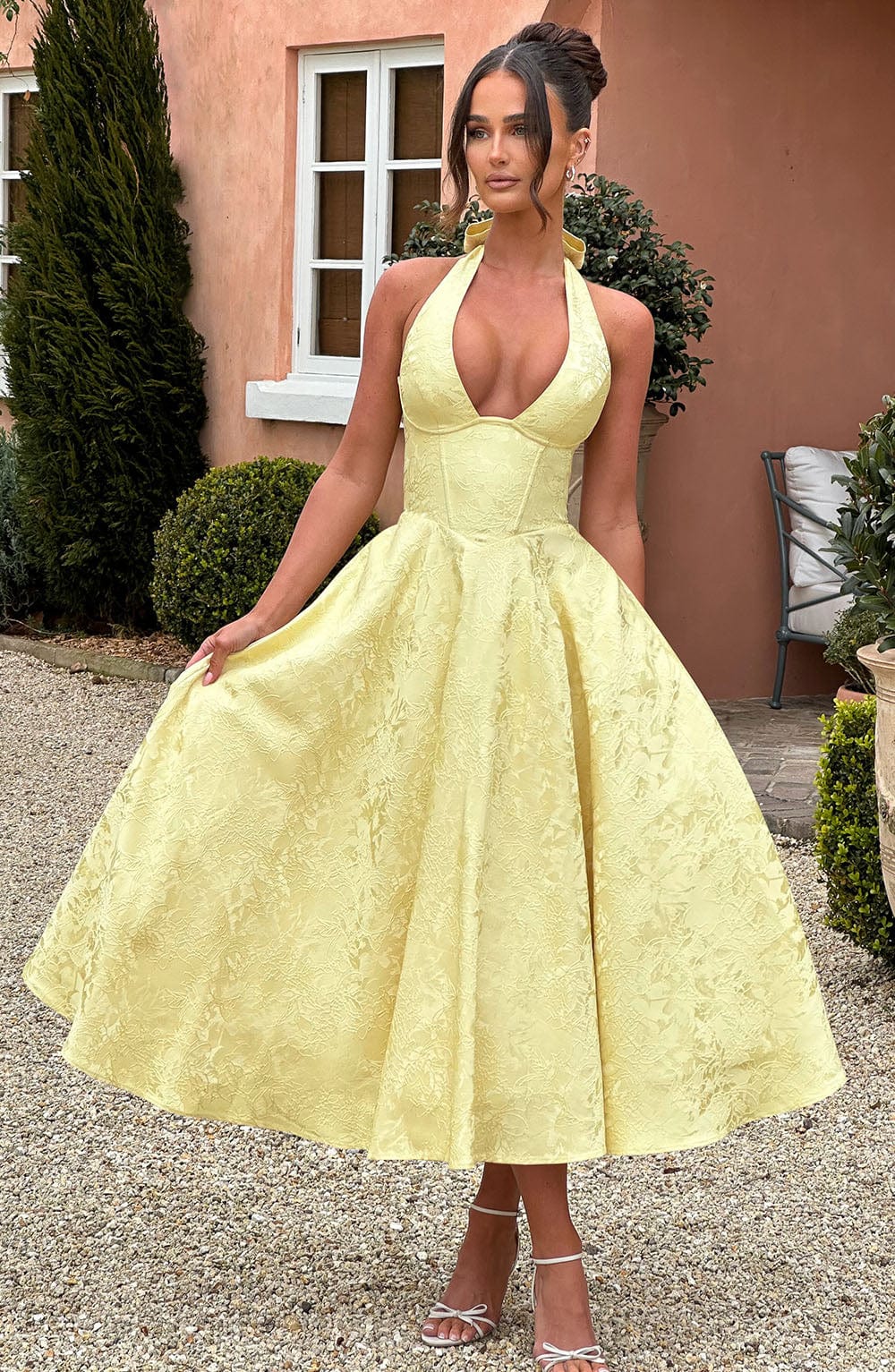 Myra | Vestido Midi Blanco Con Cuello Halter Jacquard