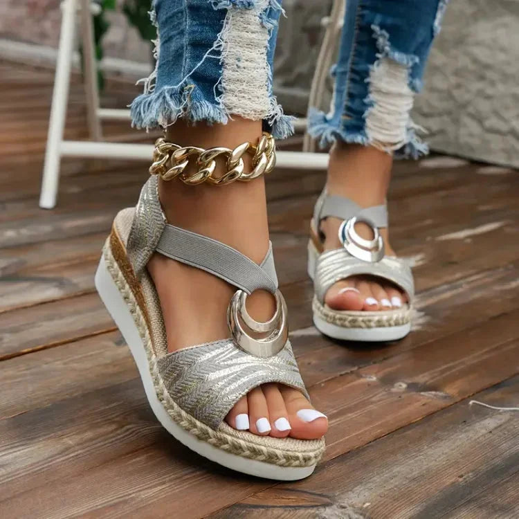 Soultana - Sandalias de Cuña Con Detalle de Aro Metálico