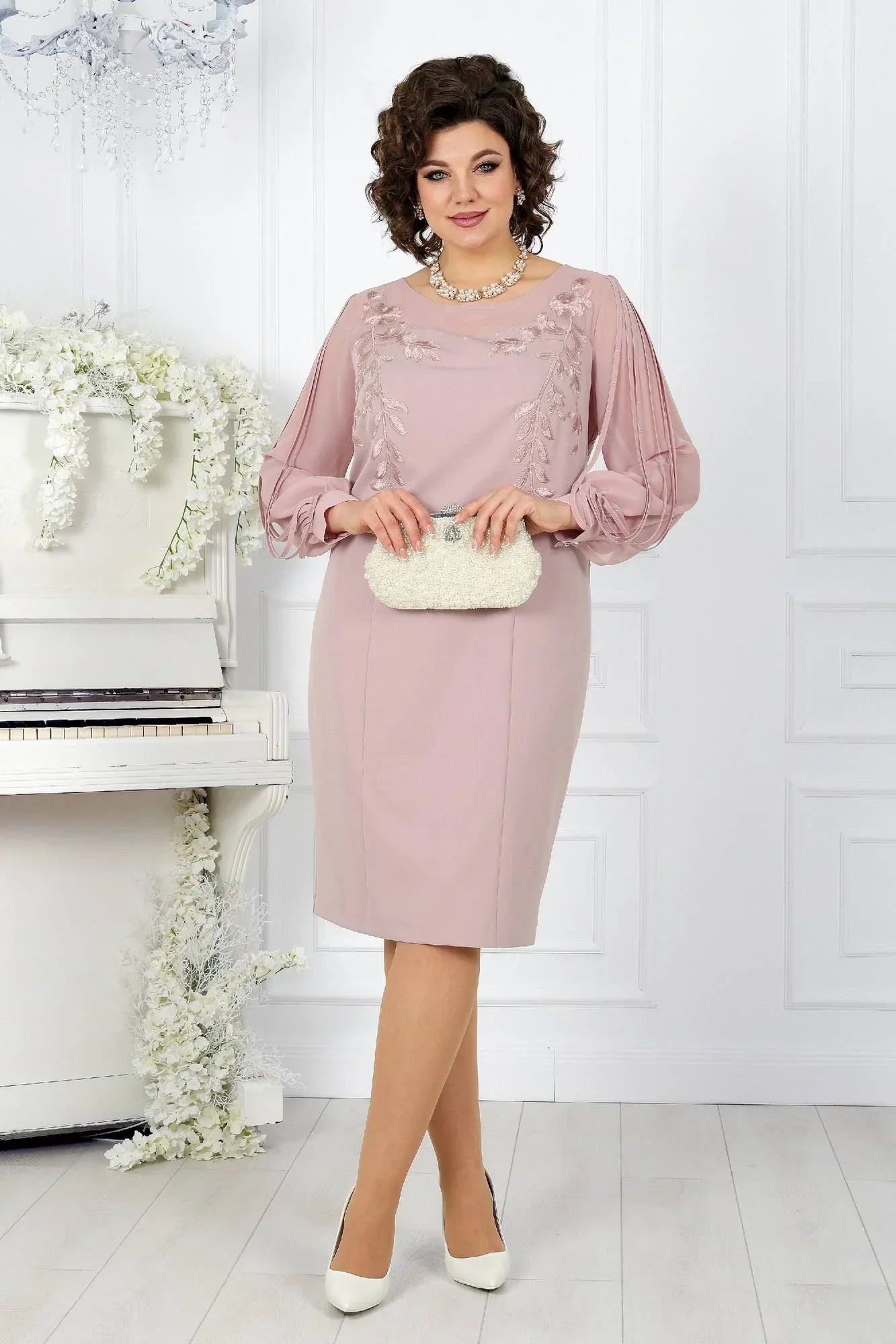 Katreen | Vestido Midi Bordado De Manga Larga