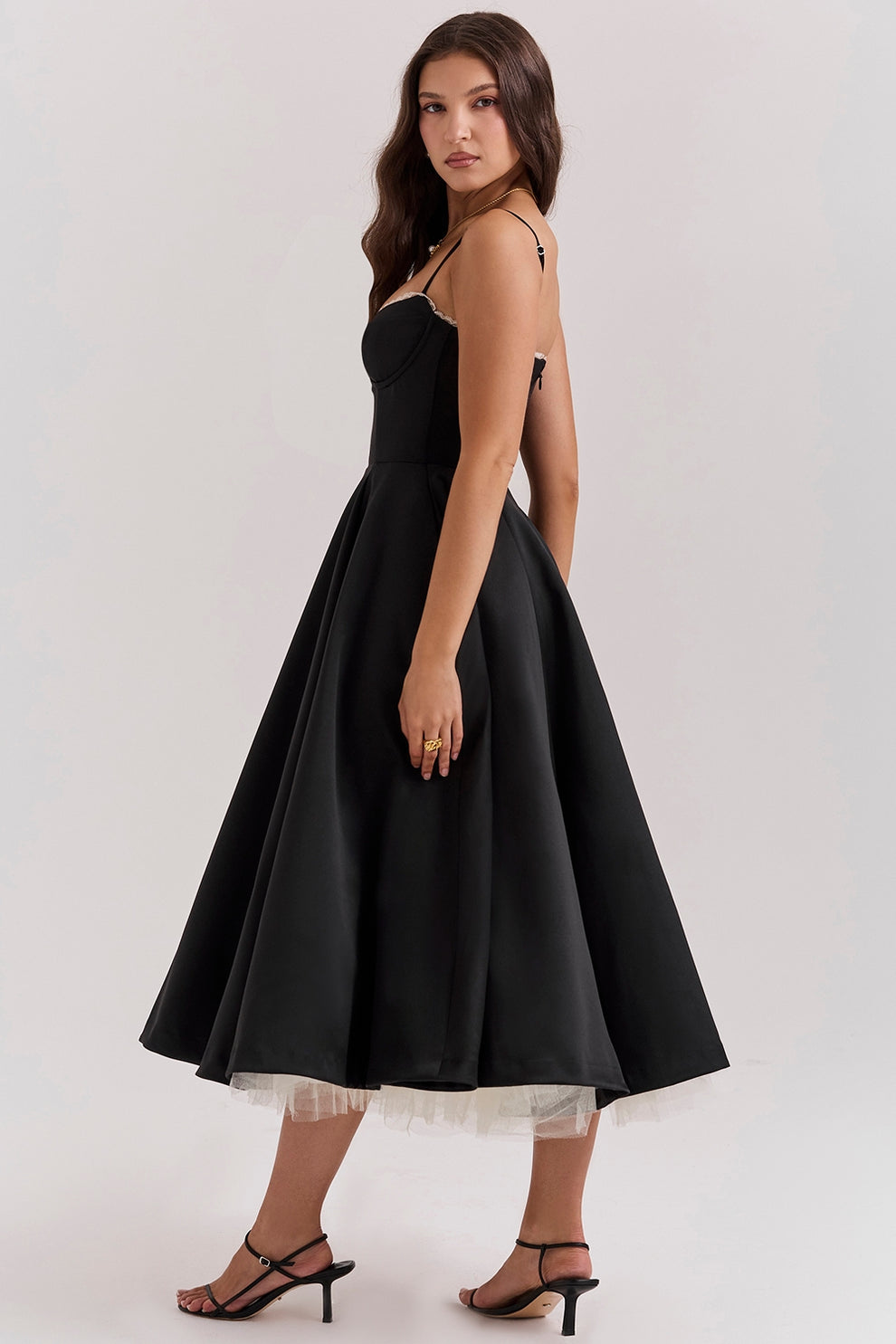 Arestina | Vestido Midi Tul Tirantes Finos