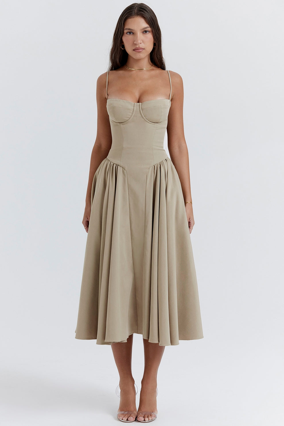 Maissa | Vestido Midi Sin Mangas Con Escote Corazón