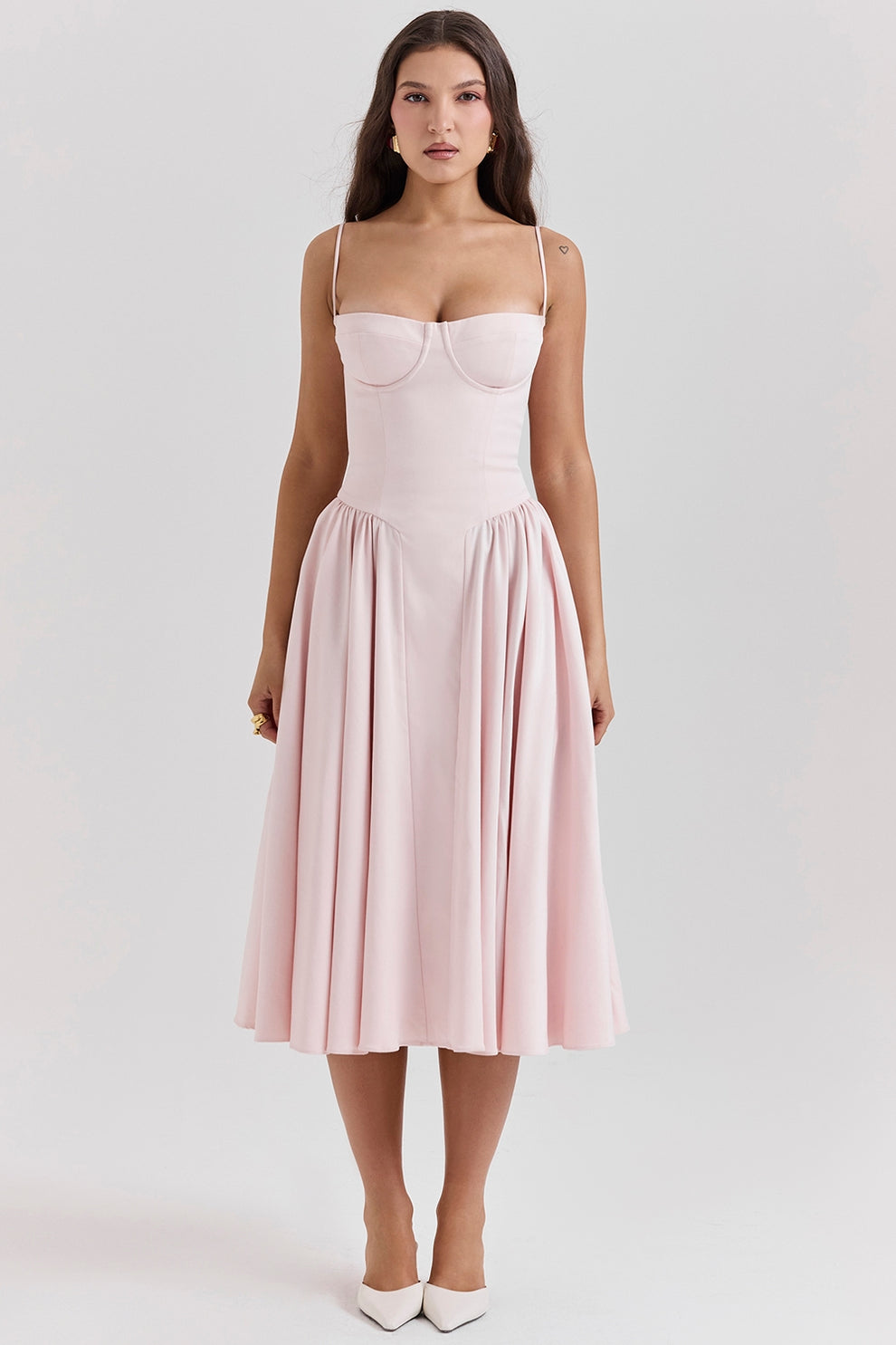 Maissa | Vestido Midi Sin Mangas Con Escote Corazón