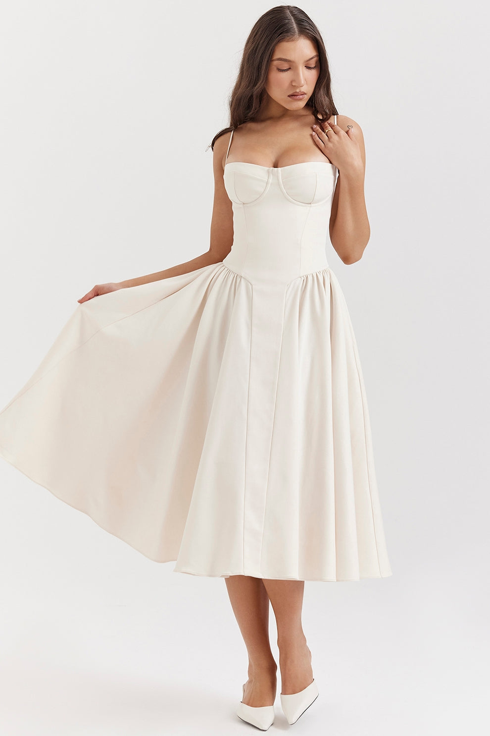 Maissa | Vestido Midi Sin Mangas Con Escote Corazón