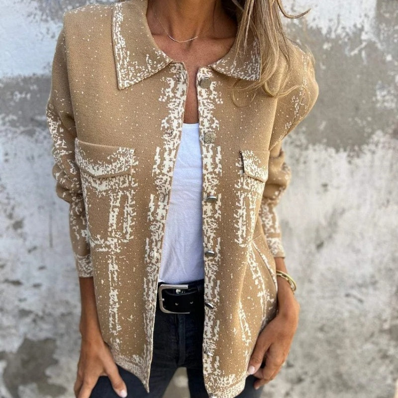 Ventra | Chaqueta Con Estampado Abstracto y Bolsillos de Parche