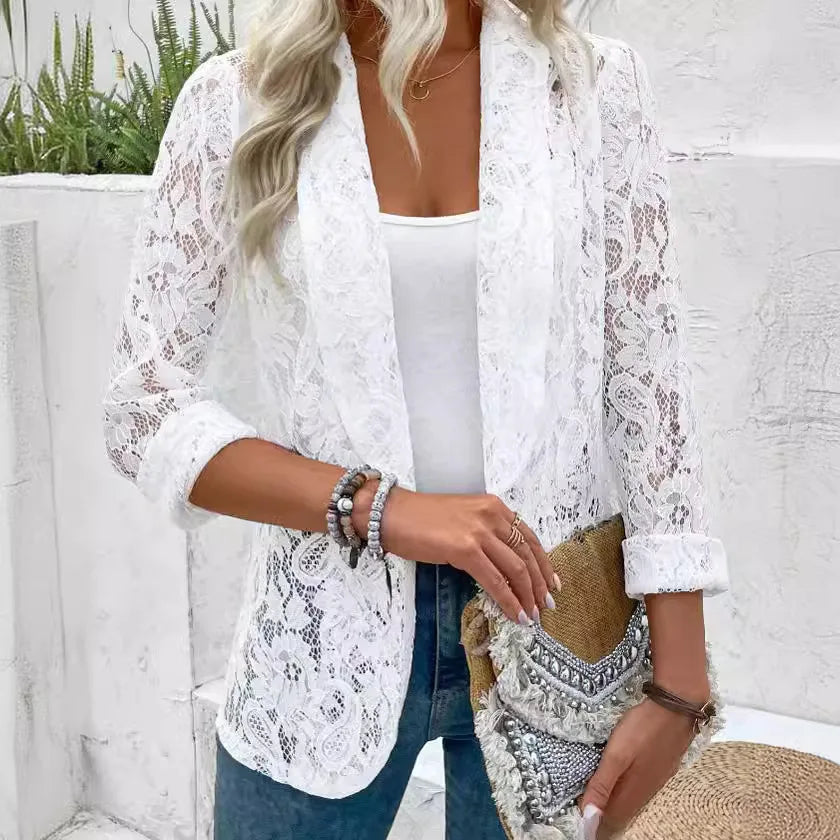 Naemi - Blazer de Manga Larga Con Encaje y Abertura Frontal