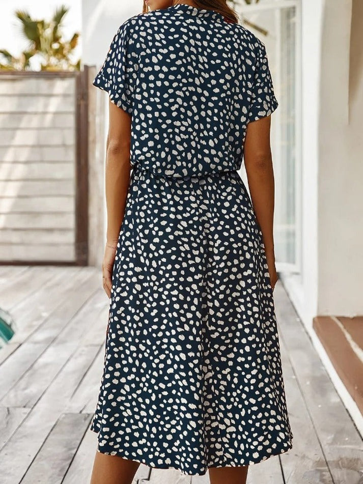 Carine | Vestido Estampado de Manga Corta Cuello V