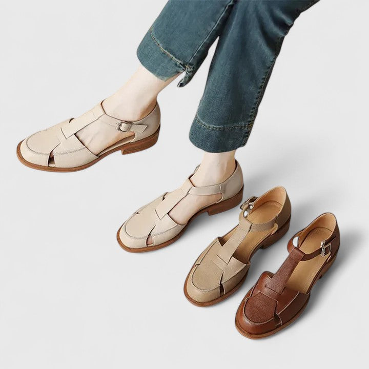 Camelys | Sandalias con Hebilla y Tacón Bajo