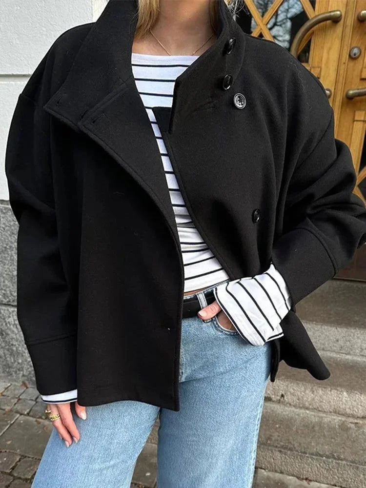 Vivioelis | Chaqueta Corta con Cuello Alto y Botones