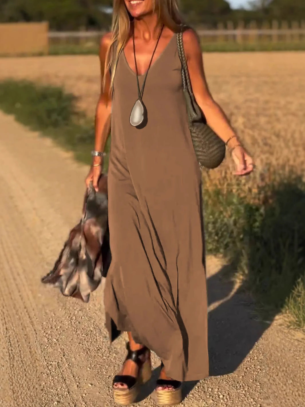 Evelyne - Vestido Largo Sin Mangas Con Cuello en V