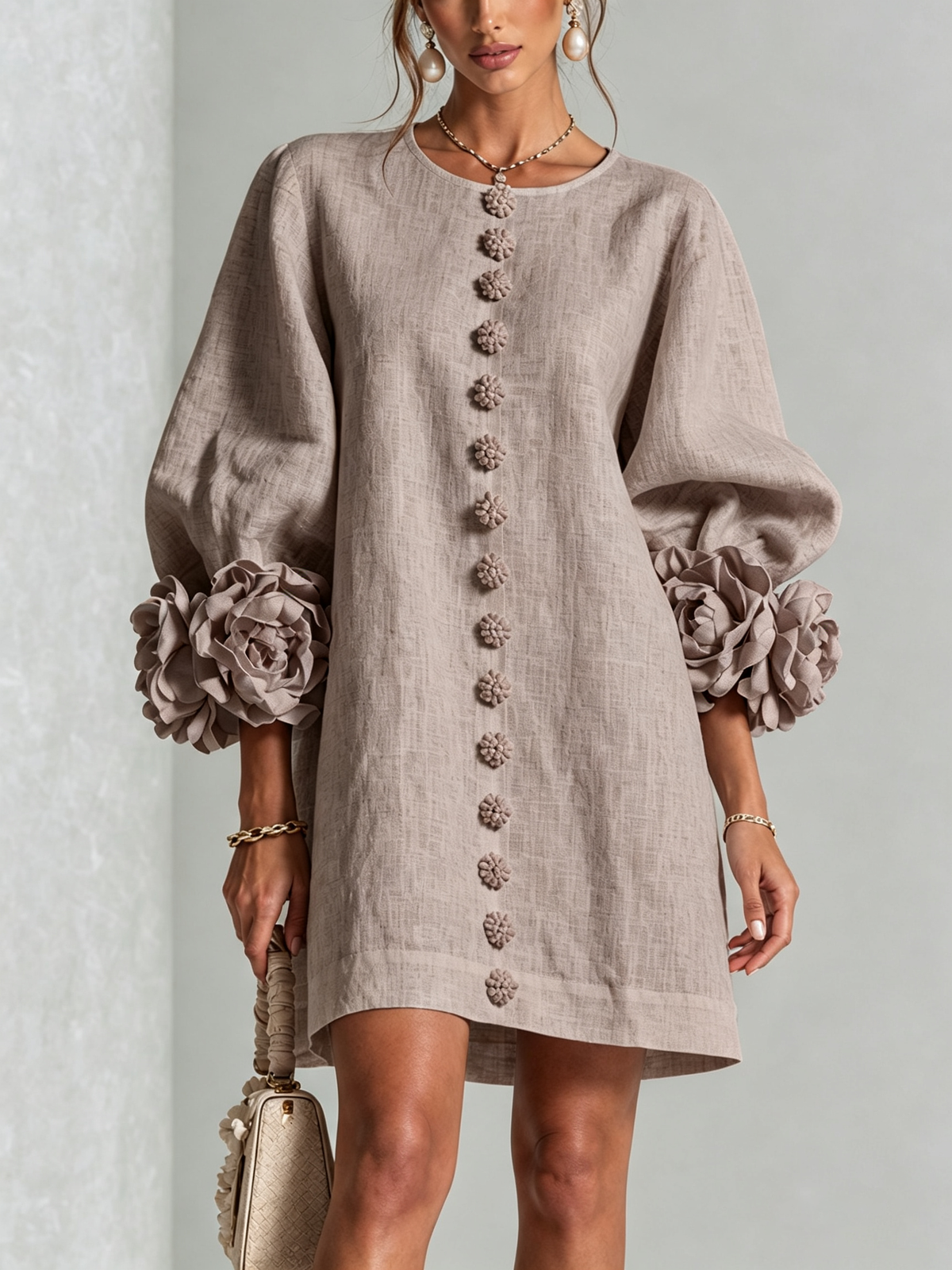 Nursel | Vestido Mini A-Line con Puños Florales