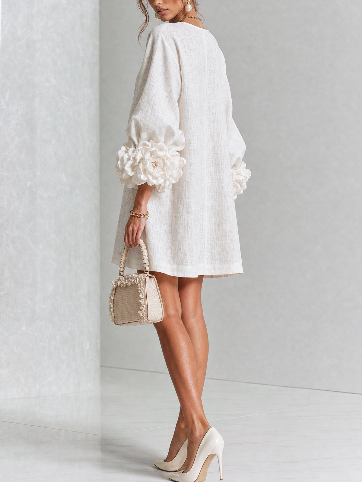 Nursel | Vestido Mini A-Line con Puños Florales