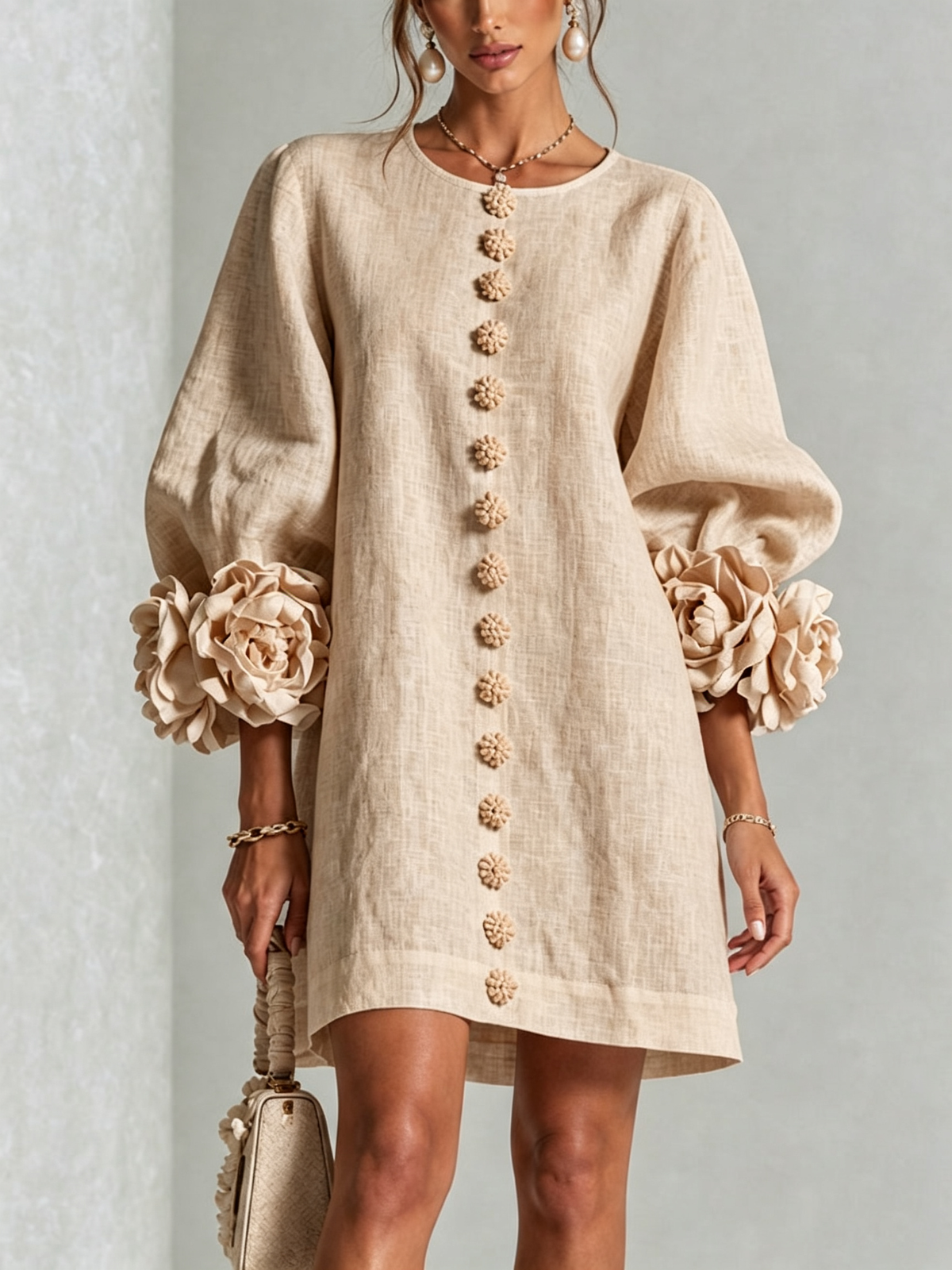 Nursel | Vestido Mini A-Line con Puños Florales