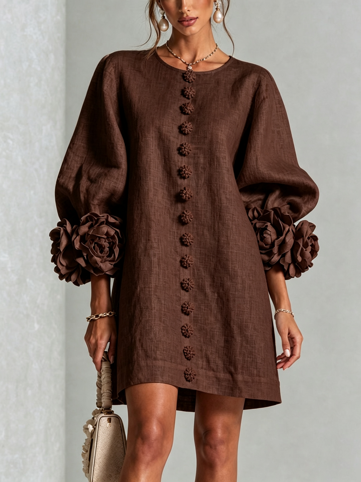 Nursel | Vestido Mini A-Line con Puños Florales