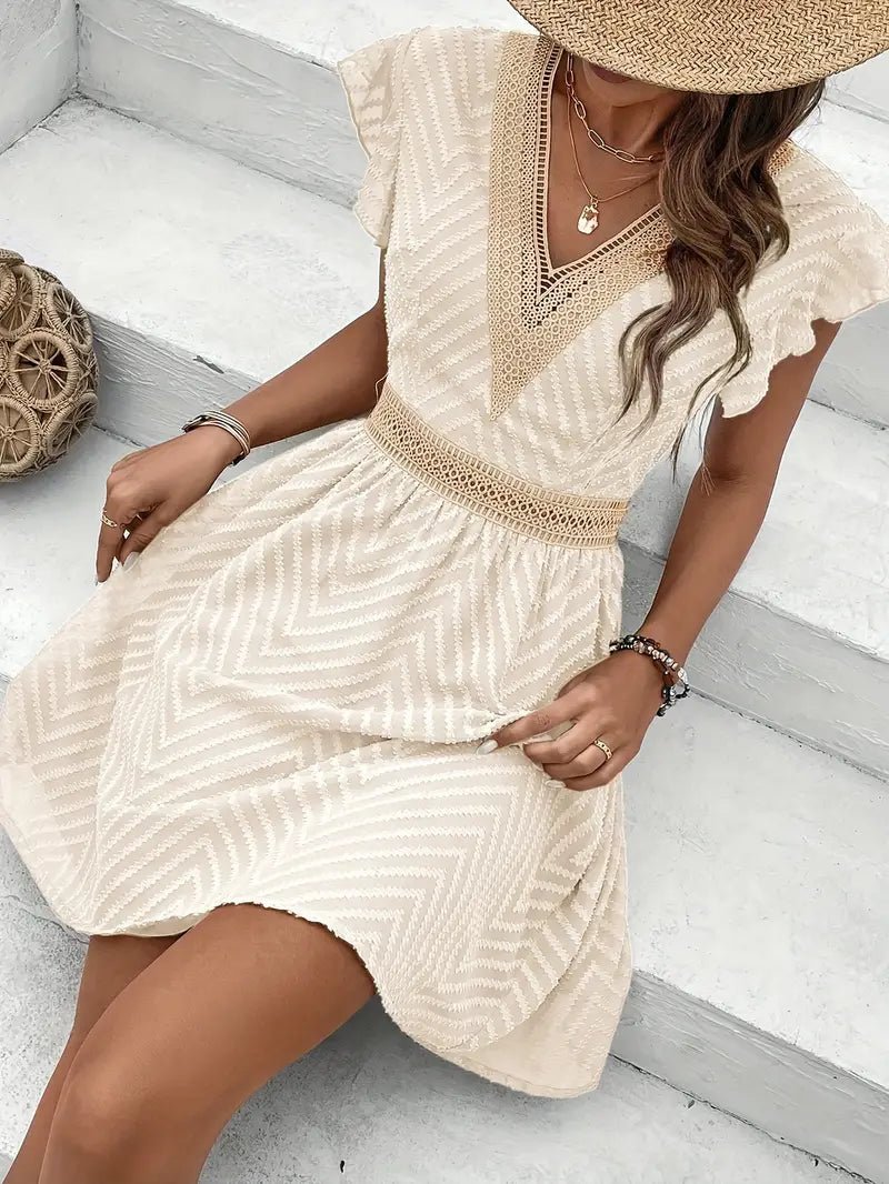 Lillian - Minivestido Con Cuello en V y Ribete de Encaje