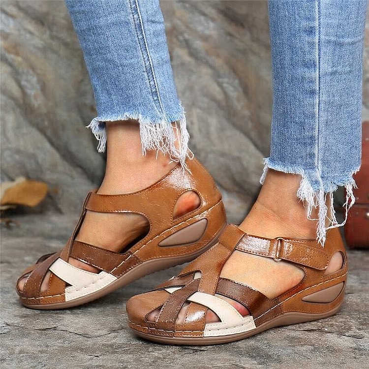 Kareena - Sandalias Planas Con Tiras y Aberturas Puntera Cerrada
