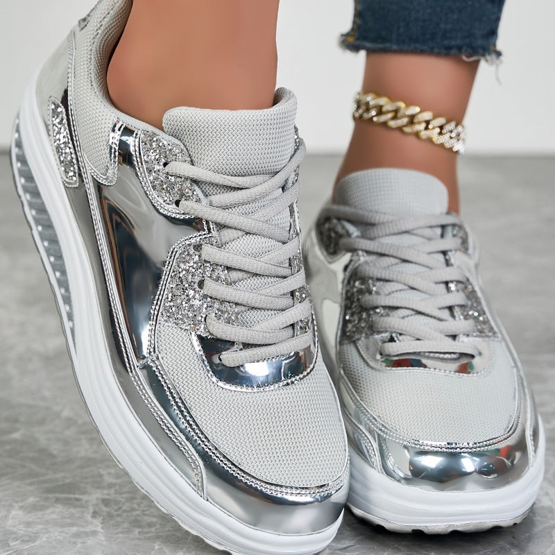 Darina | Zapatillas Casuales Con Plataforma Paneles Metalizados y Cordones
