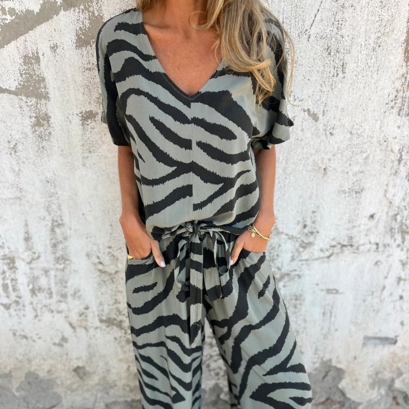 Gilberta | Conjunto Dos Piezas Estampado Cebra Cuello V