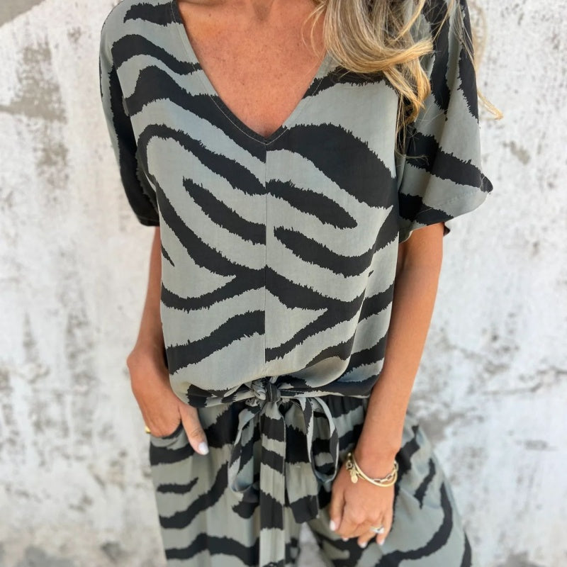 Gilberta | Conjunto Dos Piezas Estampado Cebra Cuello V