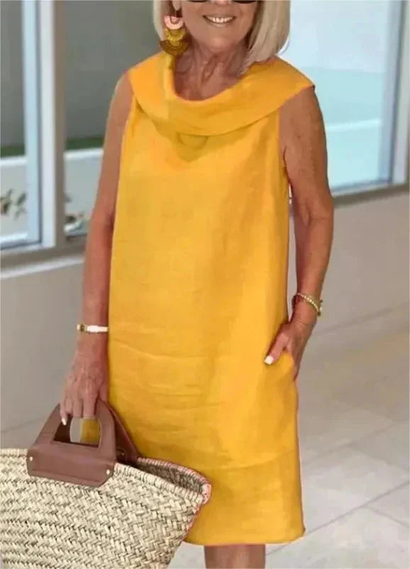 Sinja | Vestido Midi Sin Mangas con Cuello Drapeado