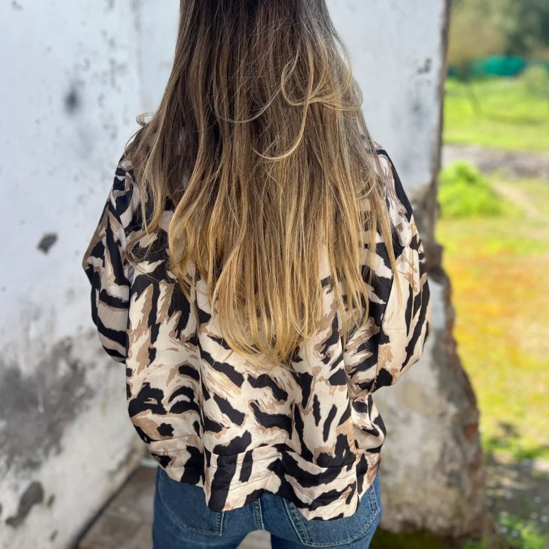 Leezi | Chaqueta con Estampado Abstracto y Cremallera Frontal