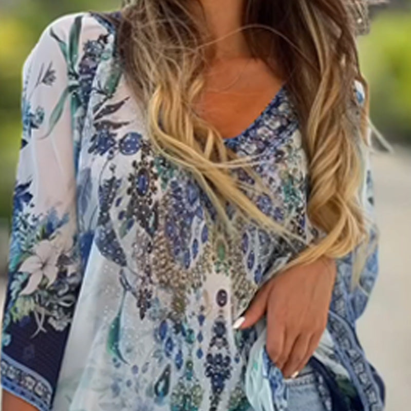 Joleena | Vestido Mini Asimétrico Estampado Cuello V