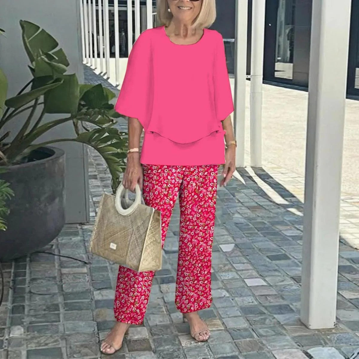 Laetitaa - Conjunto Dos Piezas Blusa Capa Pantalón Estampado